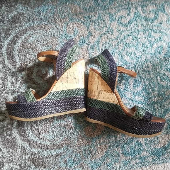 Sky high braided wedges - Picture 2 of 4